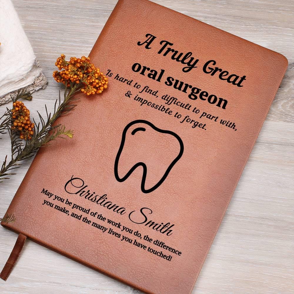 Personalized Oral Surgeon Gift – Unique Graduation